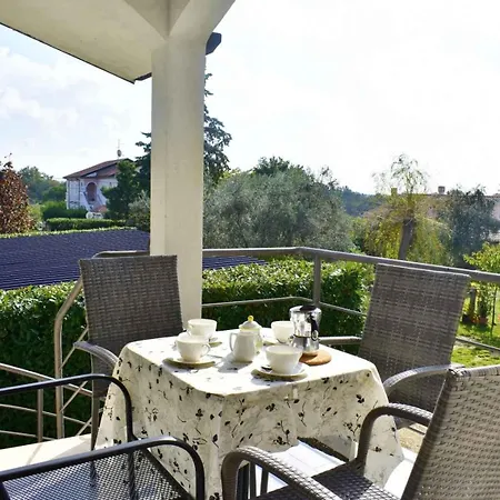 For Families With Children Sosi, - 22546 * Umag