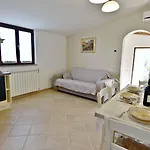 Apartamento For Families With Children Sosi, - 22546 Umag
