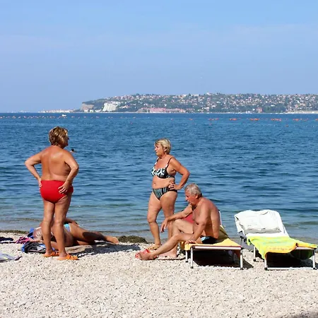 For Families With Children Sosi, - 22546 아파트 *